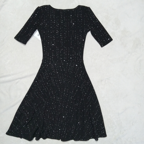 LulaRoe NWT Black & White Print Nicole 1/4sleeve Fit & Flare Dress XXS - Picture 6 of 8